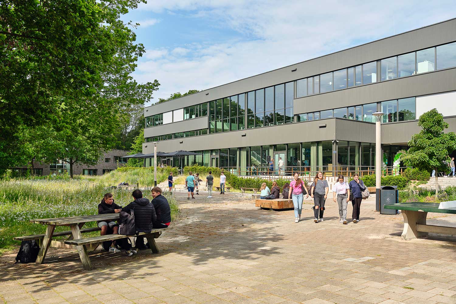 Almende Laudis Almende Laudis